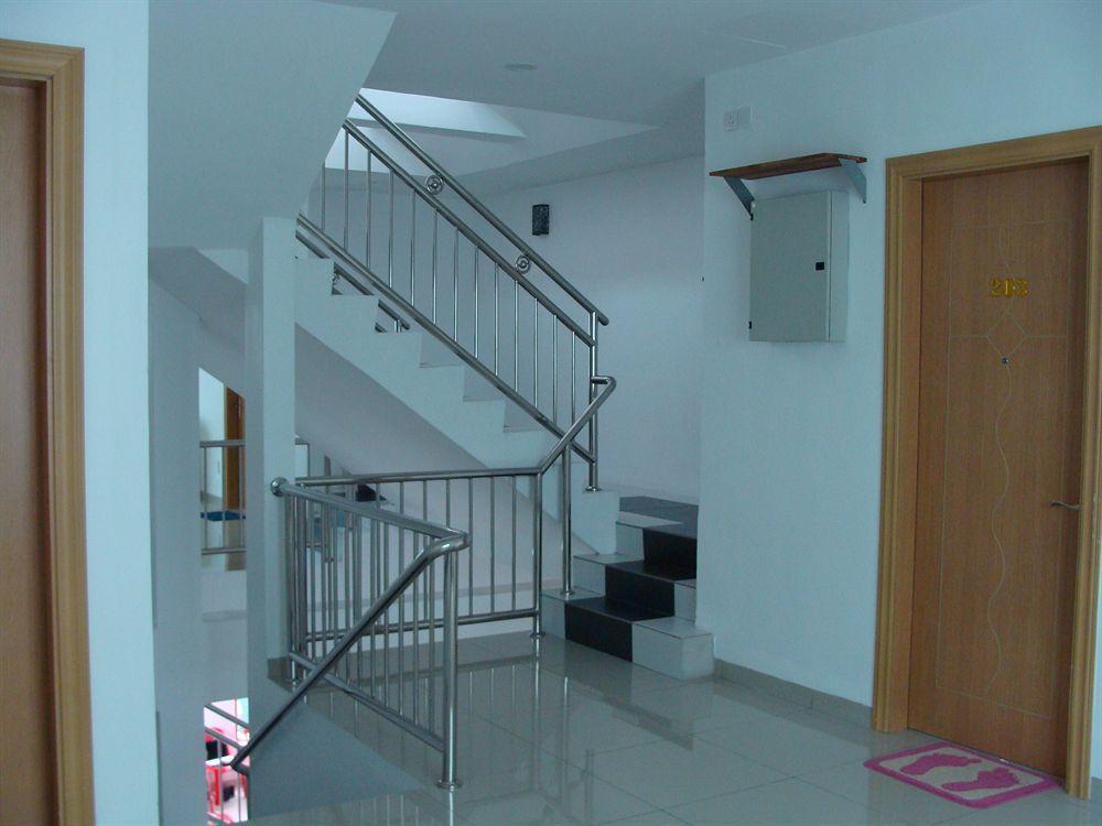 White House Homestay Ipoh Esterno foto