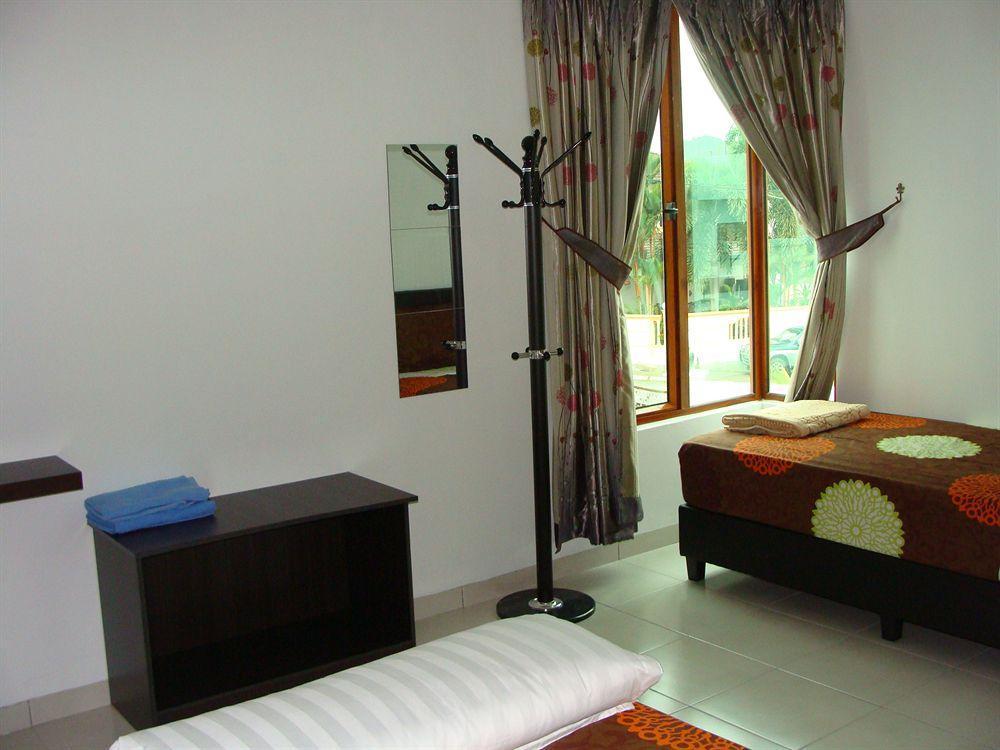 White House Homestay Ipoh Esterno foto