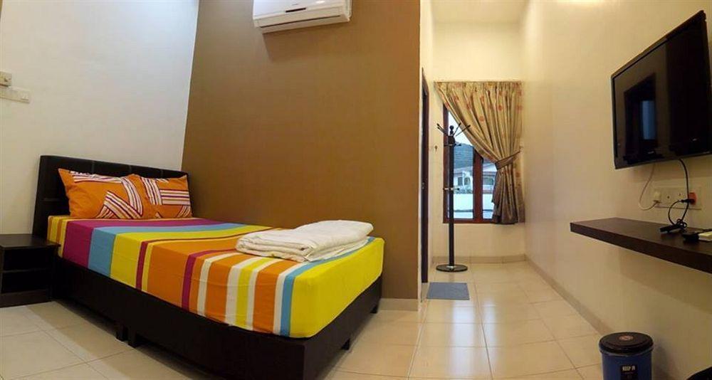 White House Homestay Ipoh Esterno foto