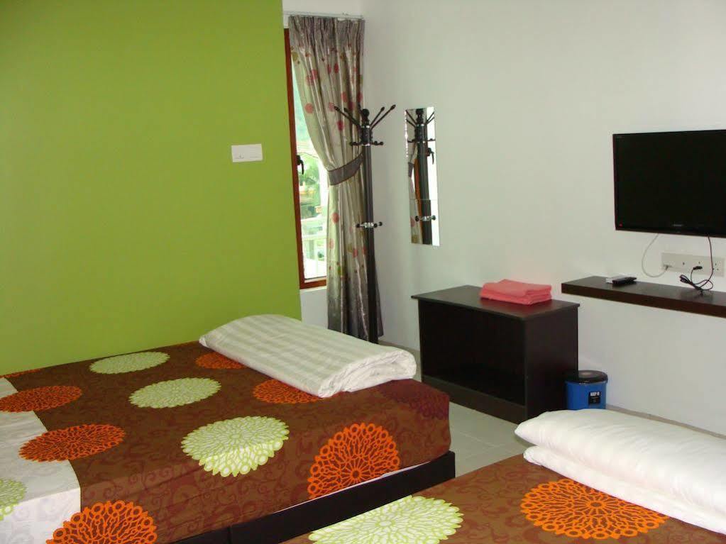 White House Homestay Ipoh Esterno foto