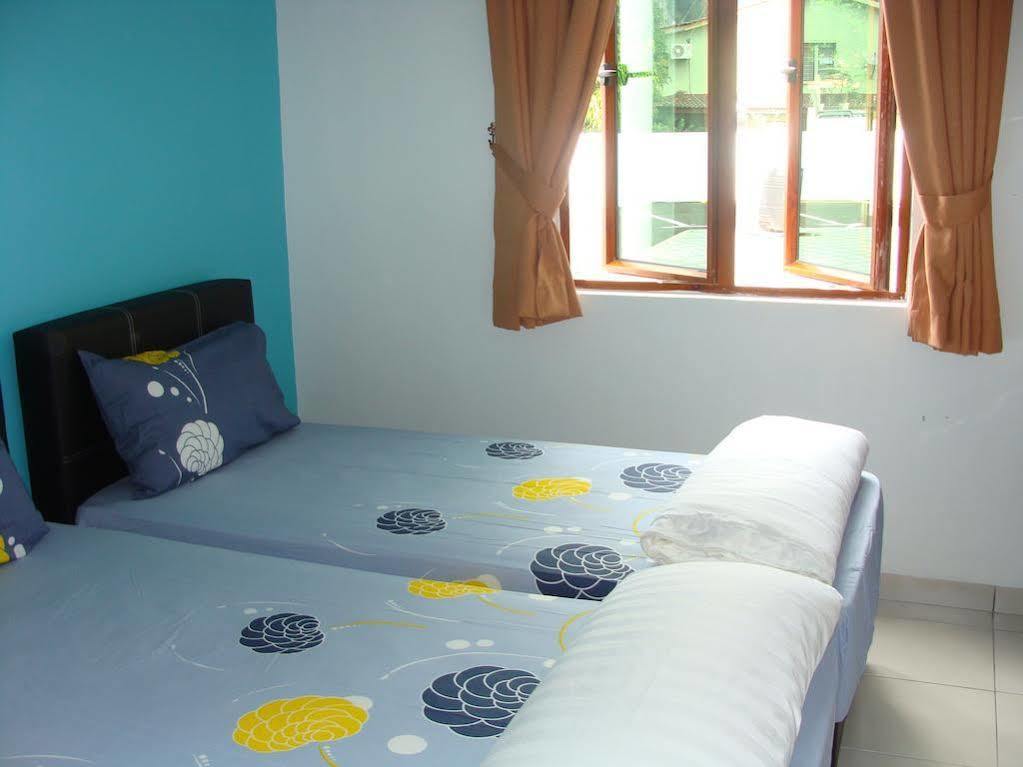 White House Homestay Ipoh Esterno foto