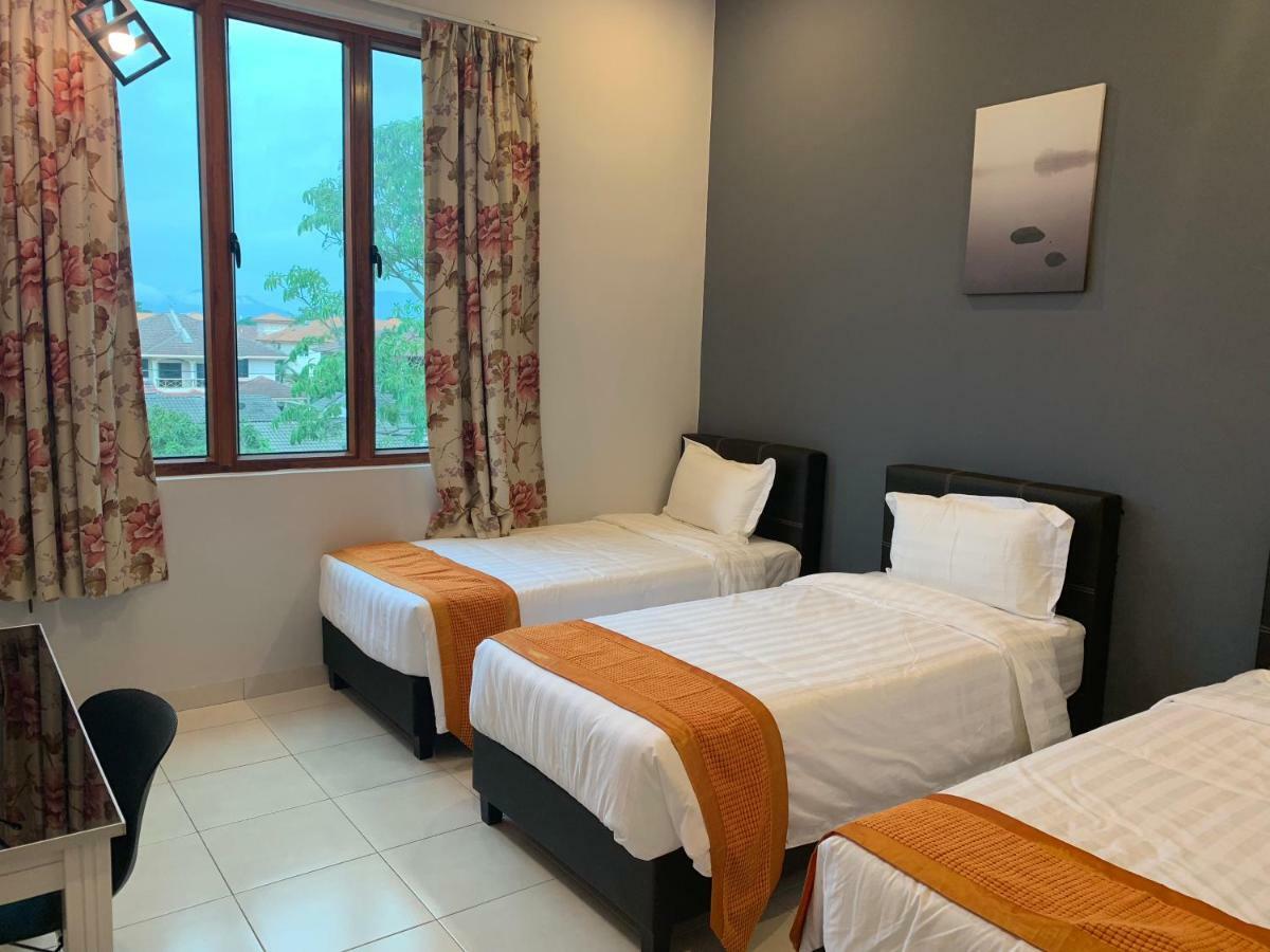 White House Homestay Ipoh Esterno foto